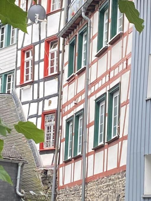 Hueftgold Schlafen & Wohnen Apartment Monschau Bagian luar foto